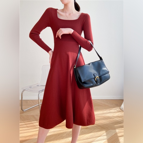 ♥️Red Thick Sweater Dress - Picture 4 of 9